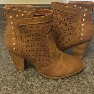 Women’s Forever Zip Booties